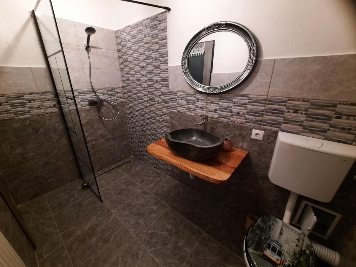 Hotel Vis Implinit Cîrţişoara Esterno foto
